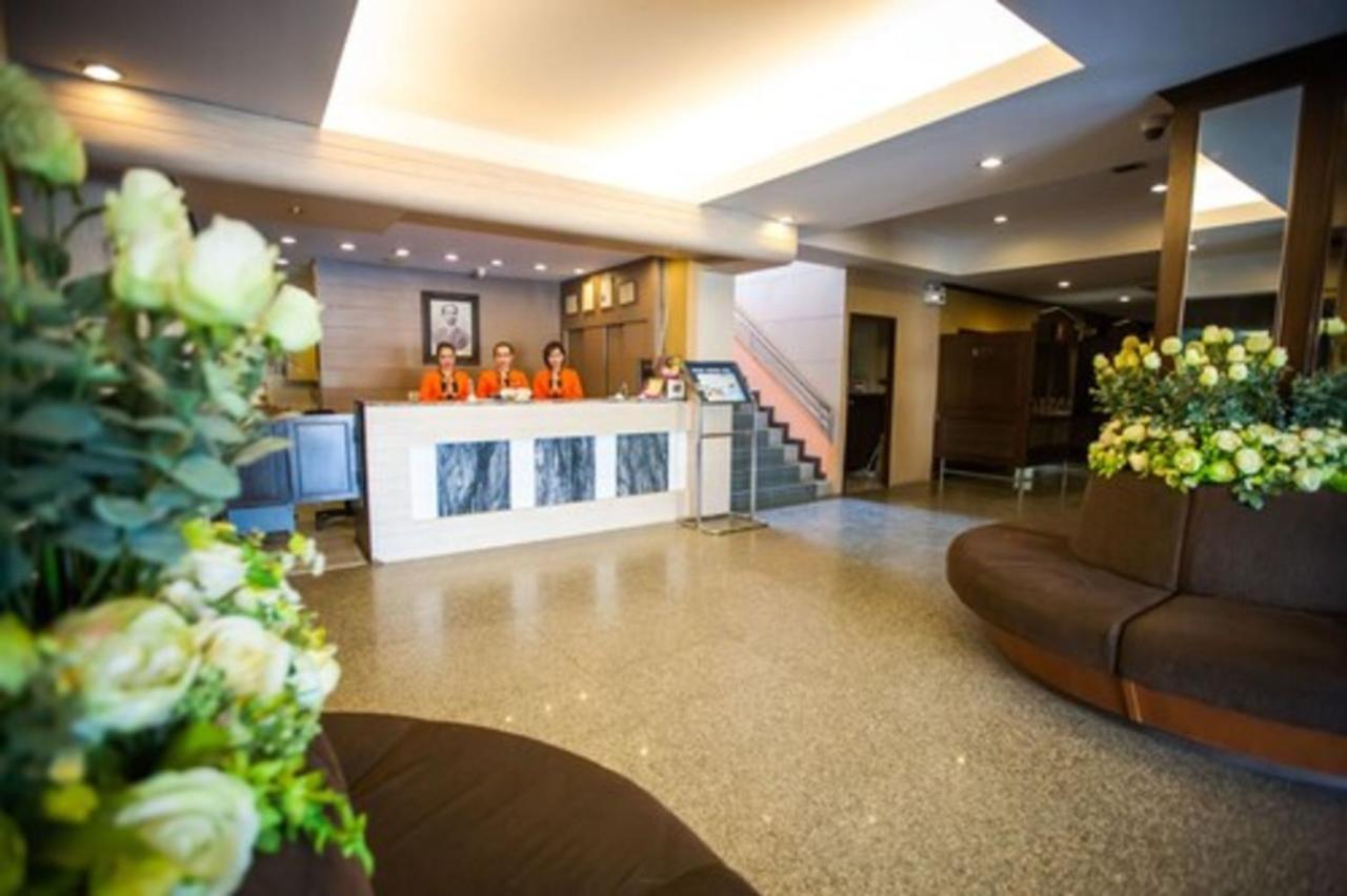 Rayong President Hotel Exterior photo