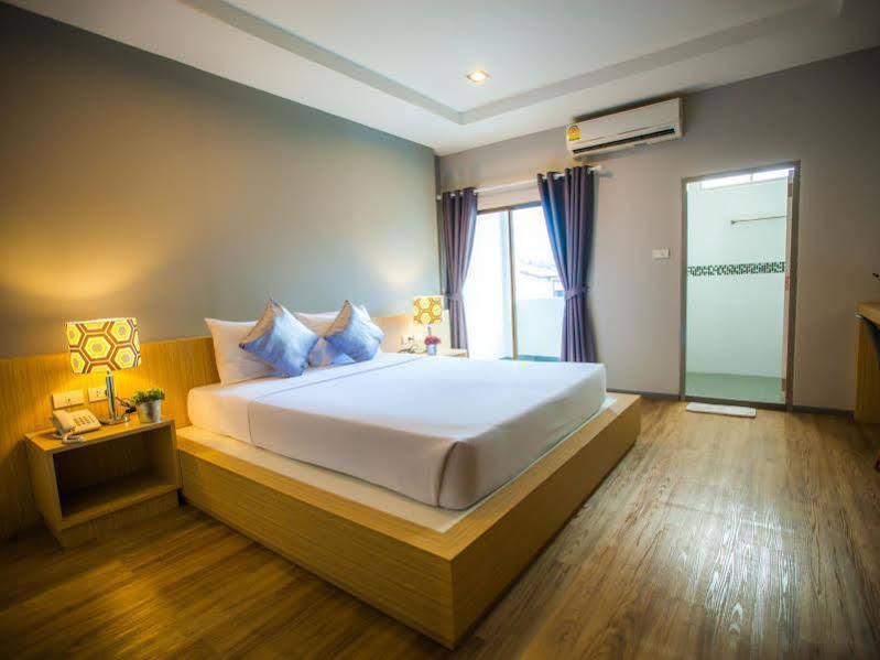 Rayong President Hotel Exterior photo